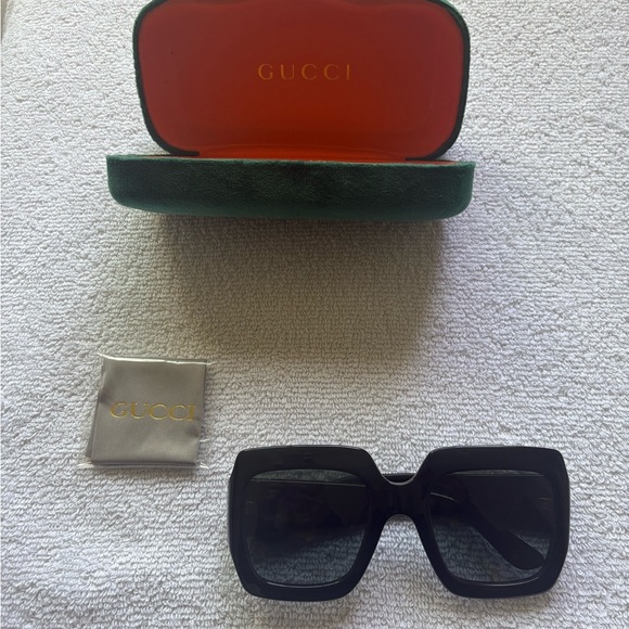 Gucci Black Sunglasses